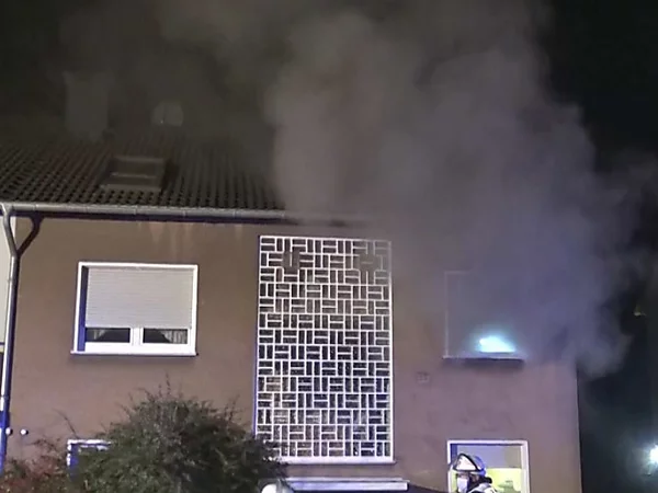 HA+ Feuer-Drama: Zwei Menschen sterben bei Wohnungsbrand in Dortmund